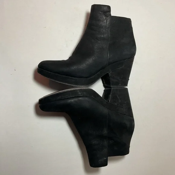 Eileen Fisher Black Leather Booties - Picture 5 of 14